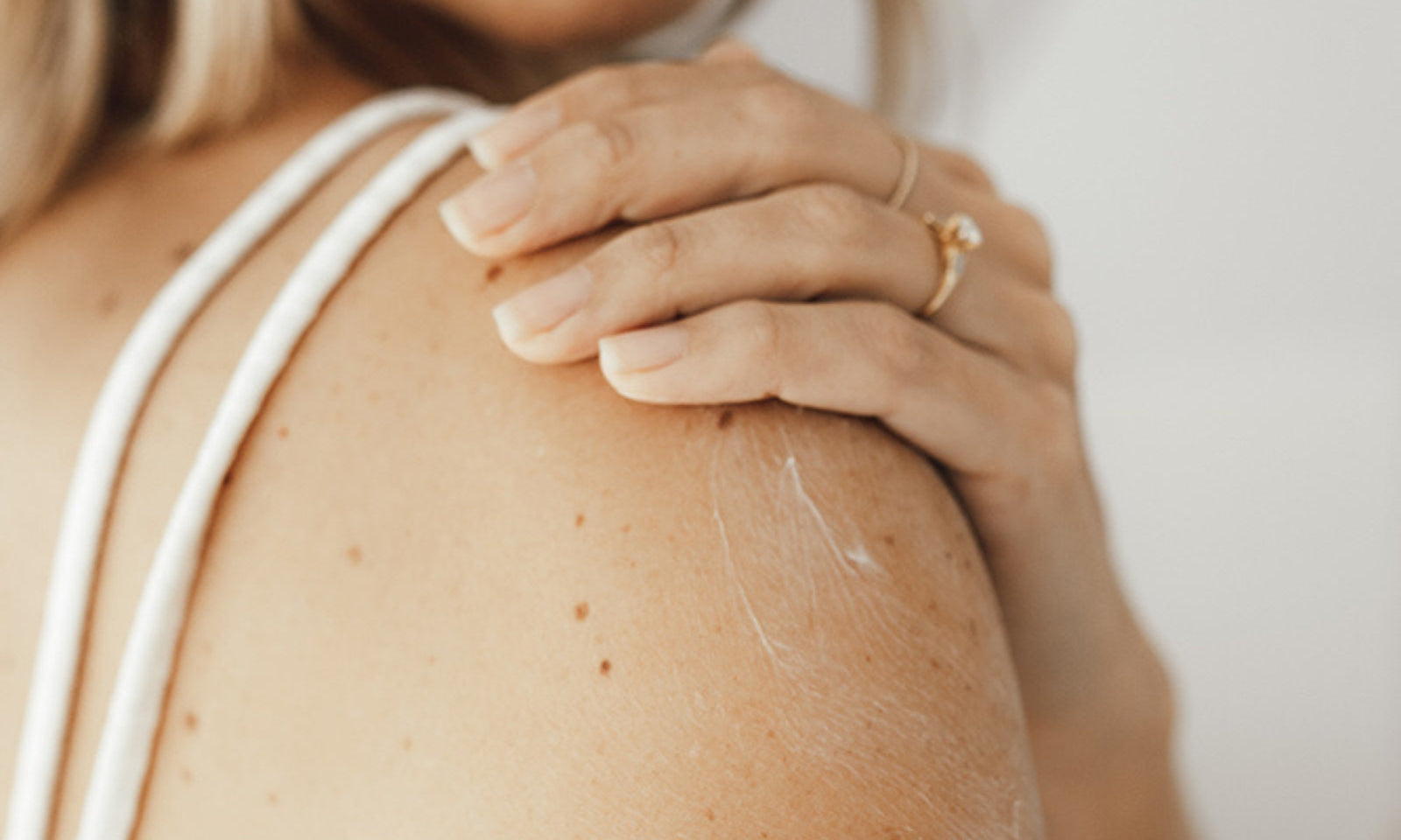 4 Signs You Need To Switch To A New Hand Cream