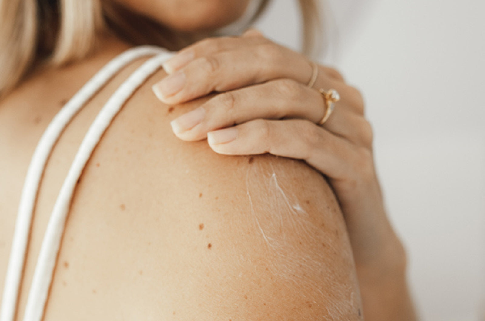4 Signs You Need To Switch To A New Hand Cream