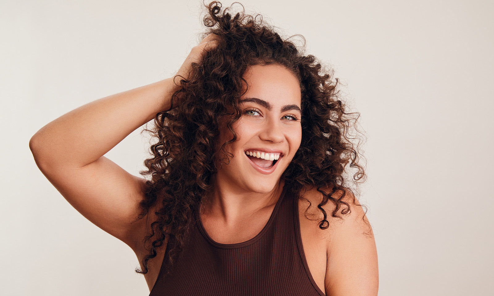 How Natural Ingredients Strengthen Hair and Increase Thickness