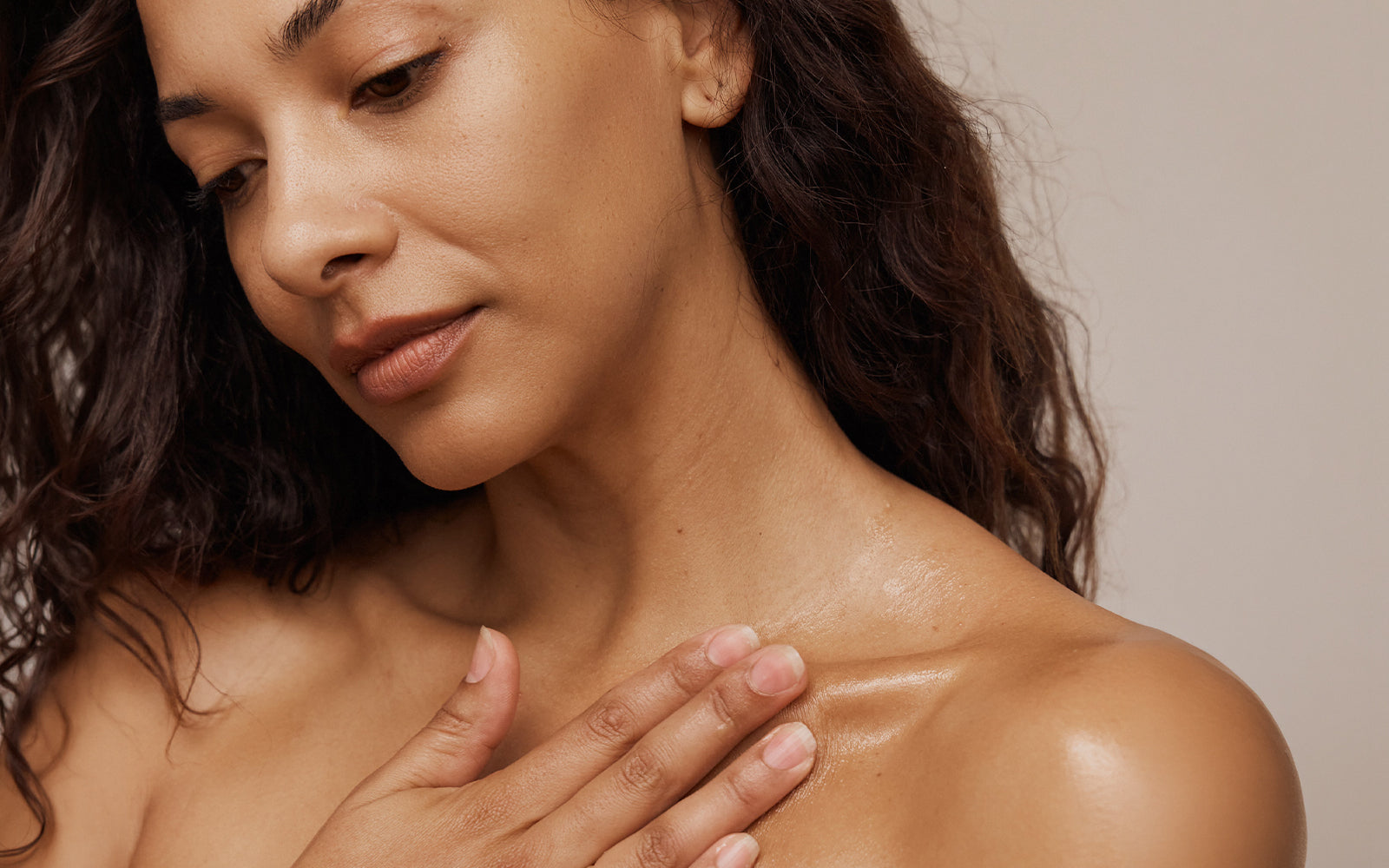 Why Your Skin Panics the Moment Winter Arrives